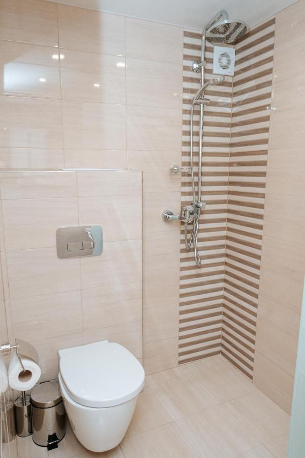 Hotel Tundzha - Renovated! Yambol Ngoại thất bức ảnh