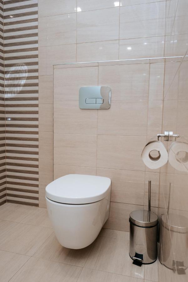 Hotel Tundzha - Renovated! Yambol Ngoại thất bức ảnh